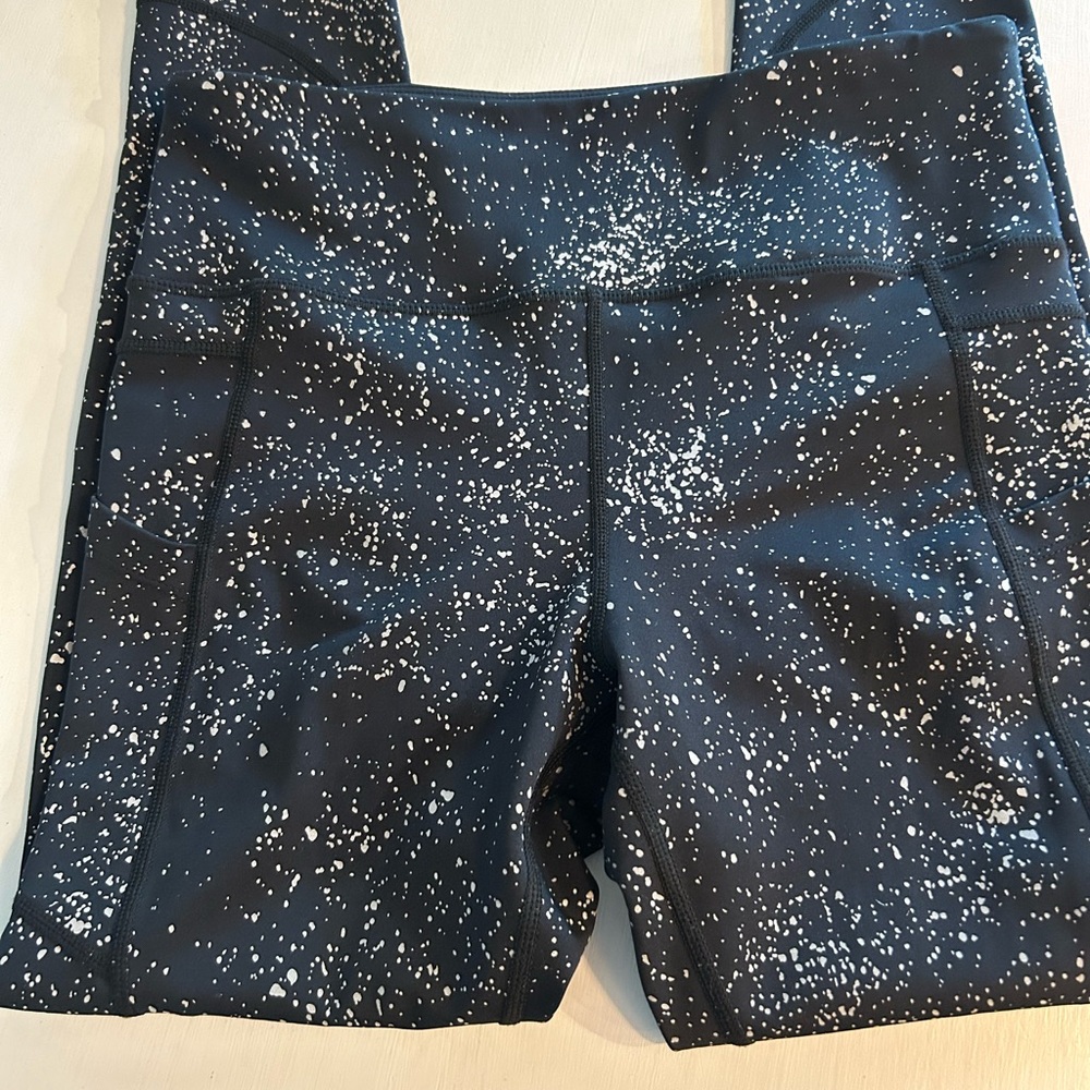 Zyia leggings